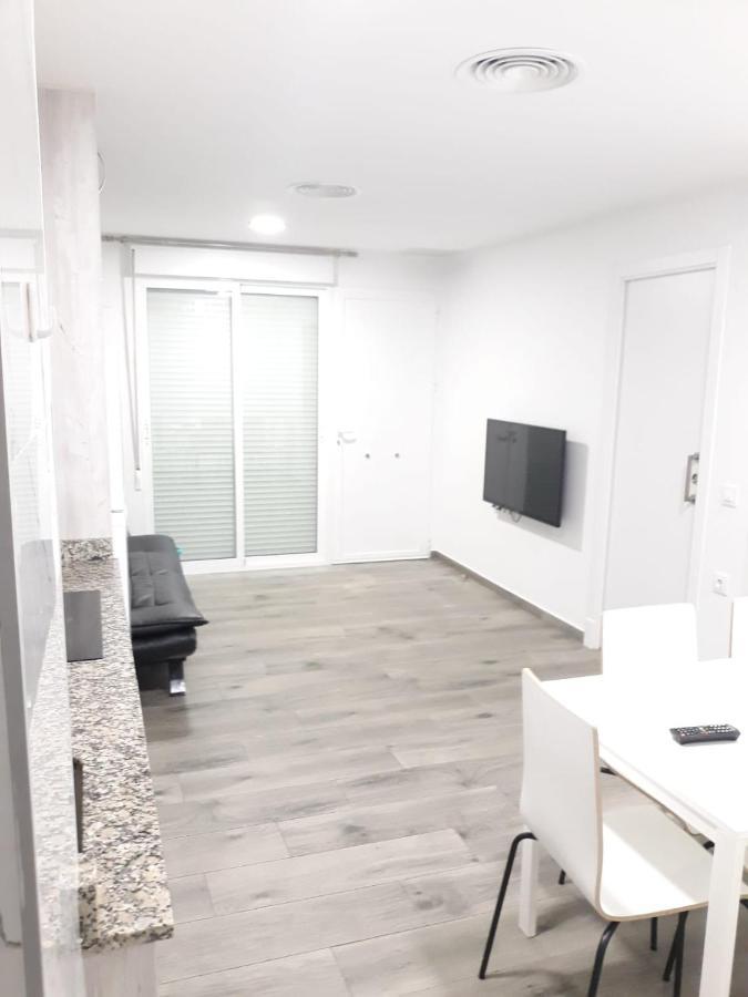 Valldigna 7 Playa De Gandia Solo Familias Εξωτερικό φωτογραφία